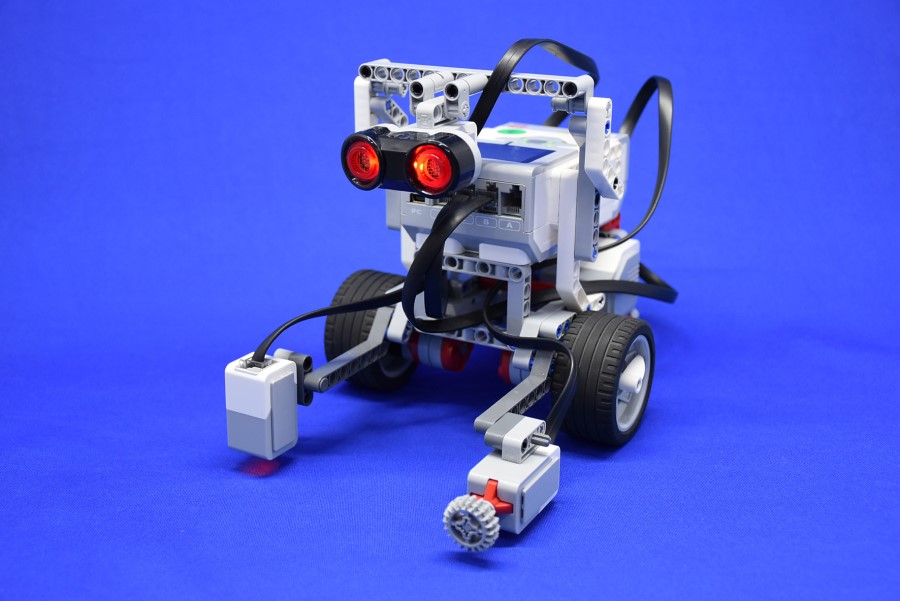 ロボット＆プログラミング教室「自動ブレーキカー　～LEGO EV3×超音波センサー～」