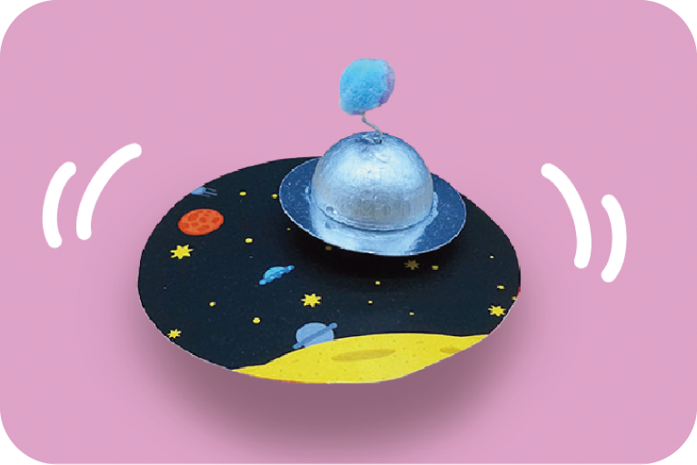 こどもクラフト「くるくるUFO」