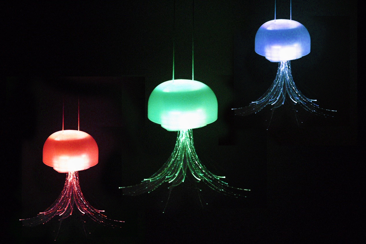 工作教室「七色くらげ」