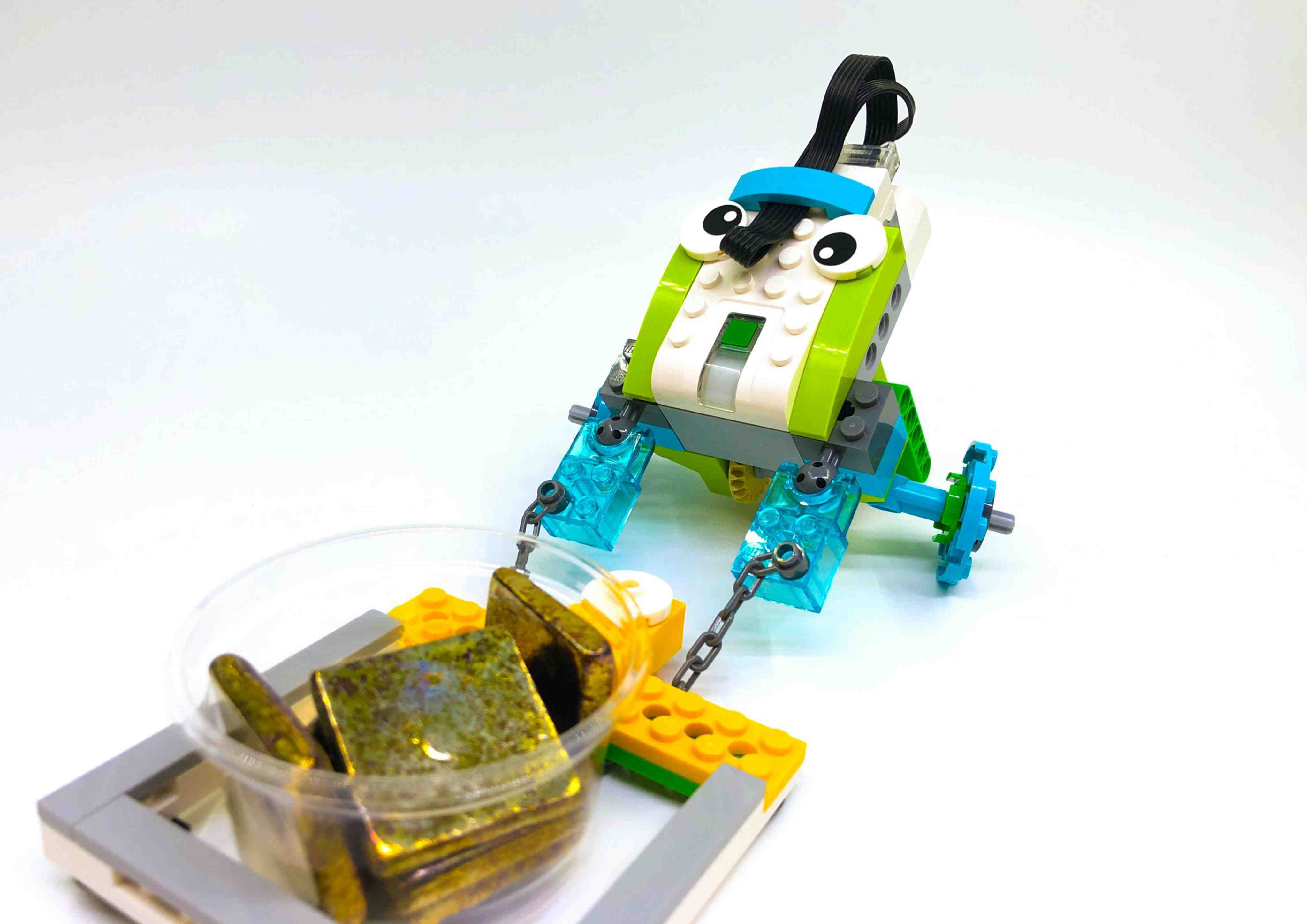 ロボット＆プログラミング教室「トレジャーロボット～with LEGO WeDo2.0～」