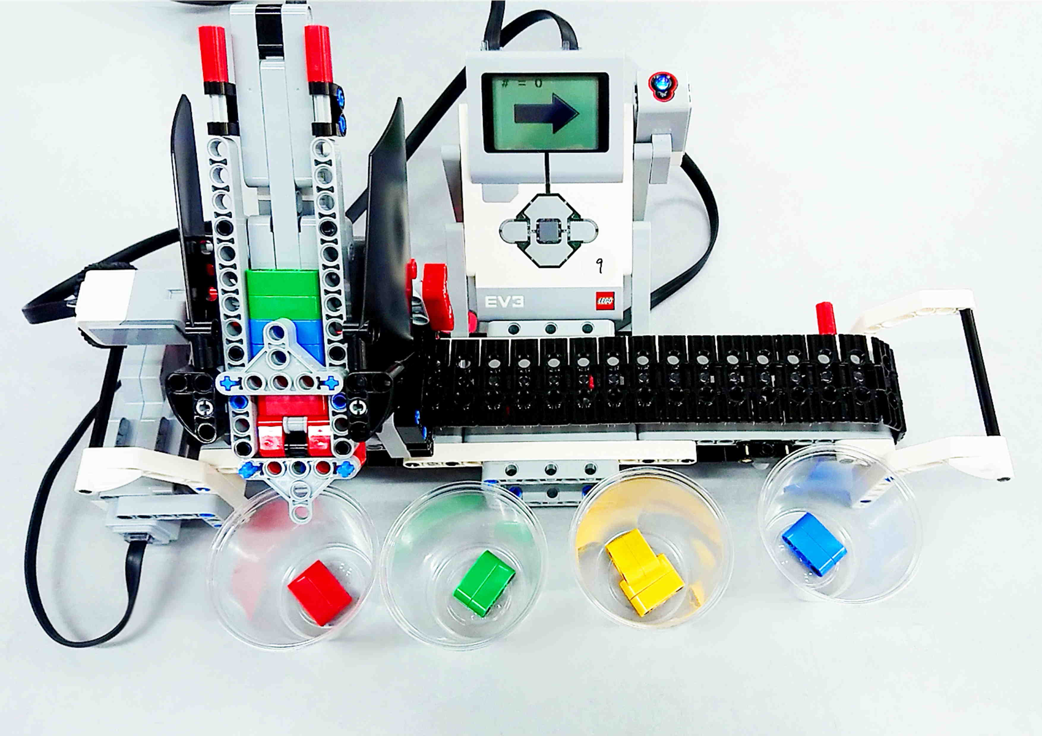 ロボット＆プログラミング教室「色分けマシン～with LEGO EV3～」